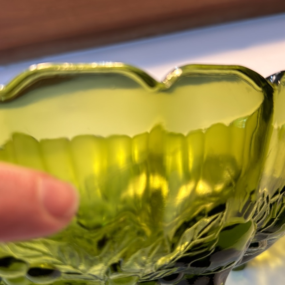 Indiana Glass green footed serving display bowl embossed fruit - Picture 5 of 6